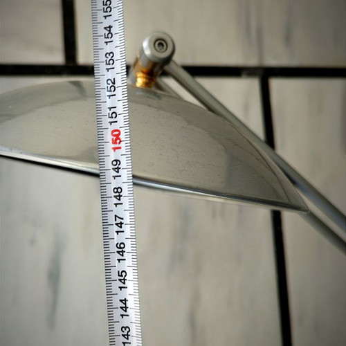 Floor lamp foldable used with adjustable light intensity