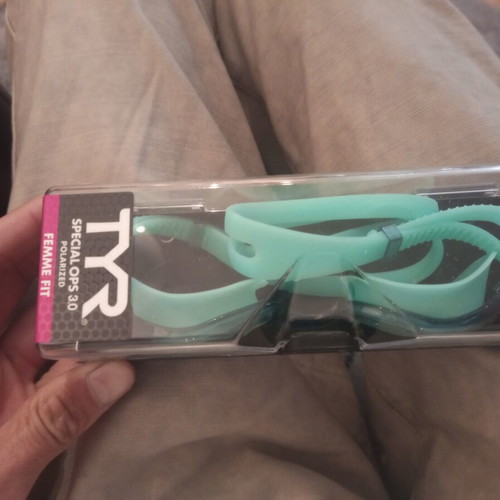 TYR Women's Swimming Goggles USA new