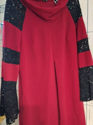 Dress used red with lace and long sleeve XL