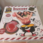 Buzzer knowledge board game like new