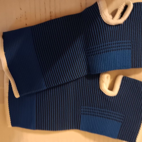Ankle support socks like new