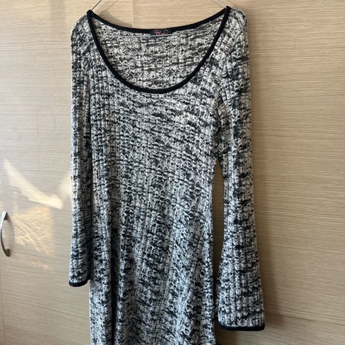 Knitted dress black and white S/M like new