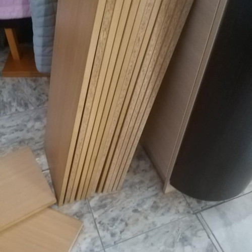 Wooden shelves like new, 14 pieces