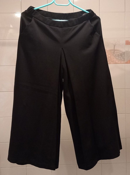 Ζιπ-κυλότ μαύρη Hype - Size M