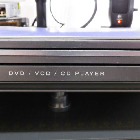 LG DV-8600 DVD player used, fully functional without remote