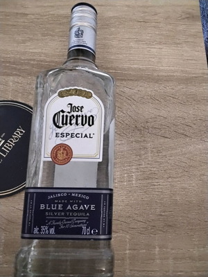 Τεκίλα Jose Cuervo Especial καινούργια, σφραγισμένη