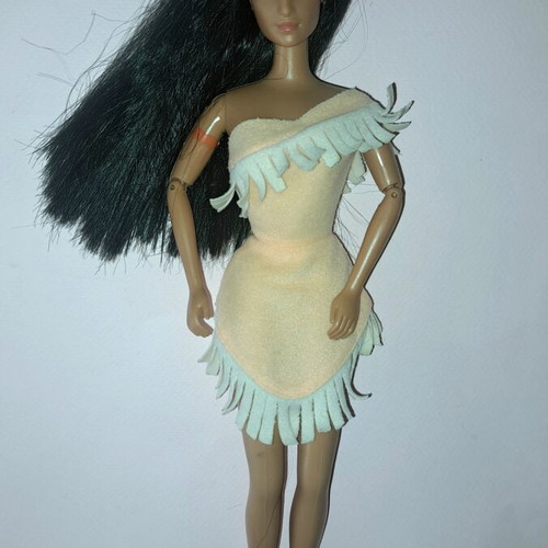 Κούκλα Pocahontas μεταχειρισμένη σε πολύ καλή κατάσταση