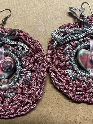 Knitted earrings new with heart bead, gray and pink