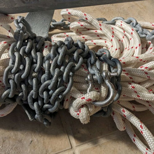 Anchor setup 3.5 kg like new, complete with rope and chain