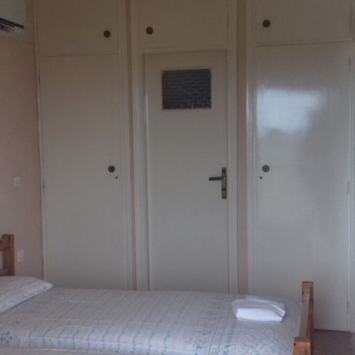 2 Swedish beds with mattresses, like new