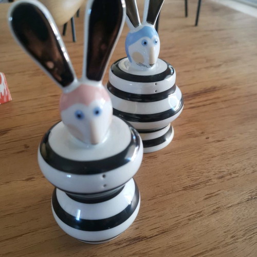 Villeroy Boch salt and pepper set used, Easter with bunny design