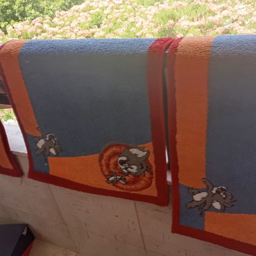 Small rugs set like new, two new and one small used, 58x95 cm