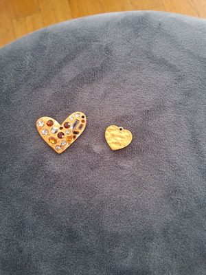 Pendant for necklace like new, gold-colored with stones, set of 2