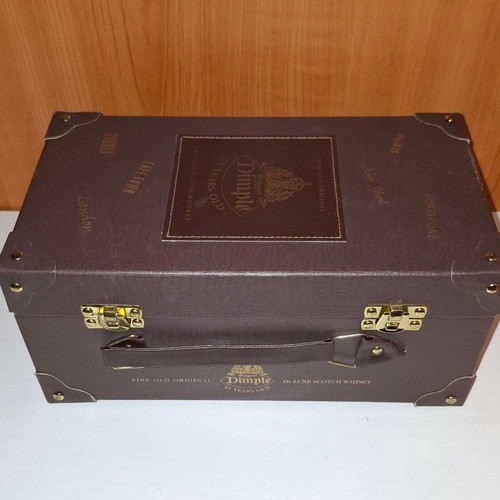 Dimple 15 Years Old Whisky 40% 700ml Collectible Gift Box 2004 New