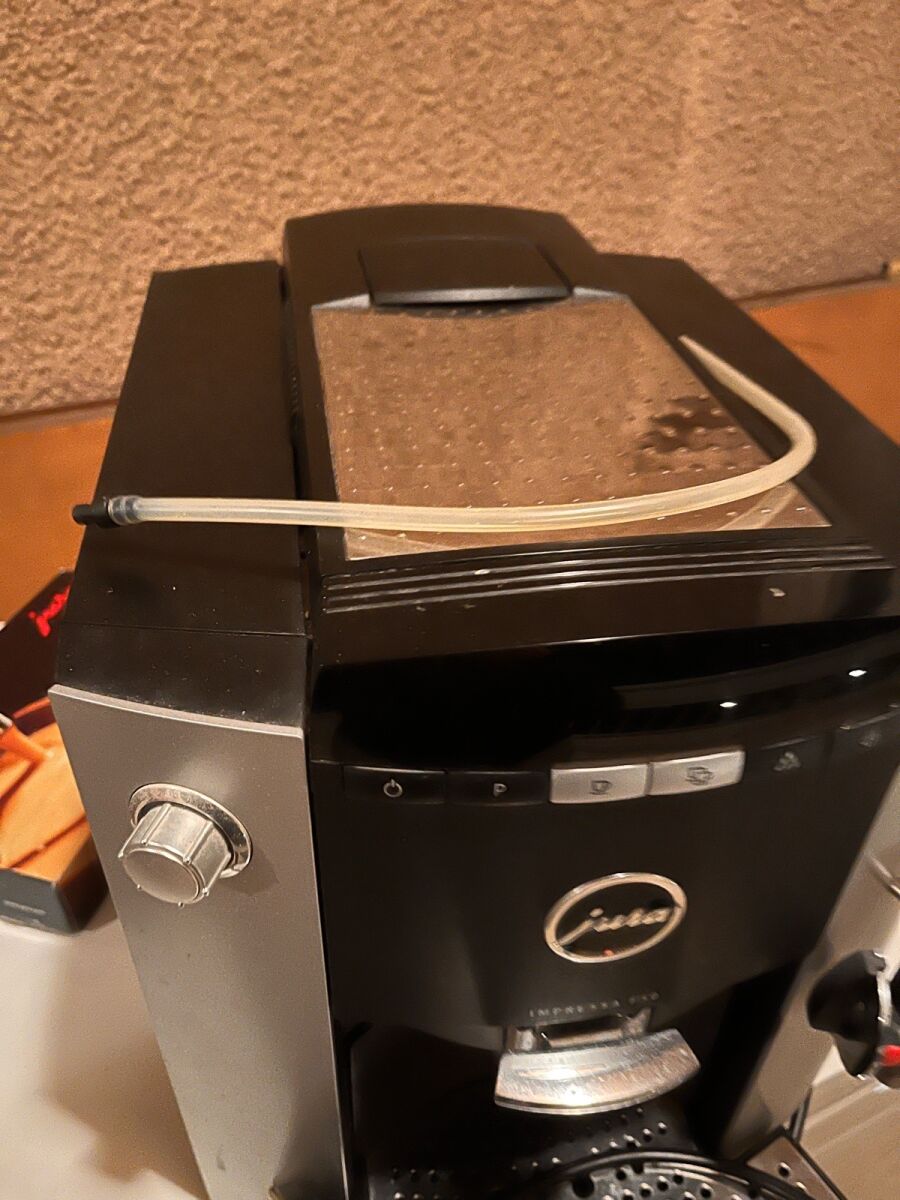 Jura Impressa F50 espresso coffee maker… - € 400,00 - Vendora.cy