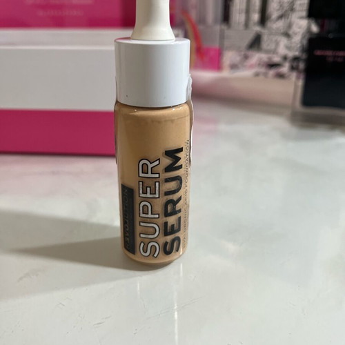 Makeup Revolution Serum Foundation F8.5 unused sealed