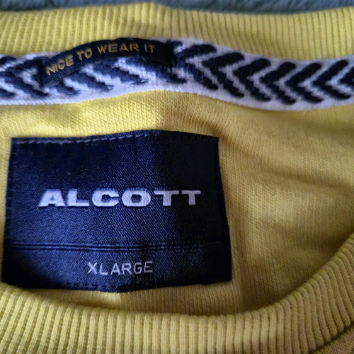Alcott sweatshirt without hood new, size XL, yellow
