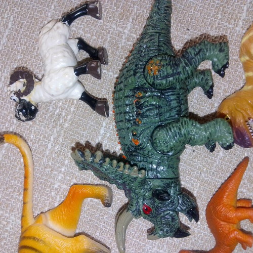 Set of dinosaur and wild animal figures like new