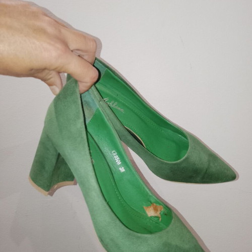 Green suede pumps with wide heel, size 38, like new