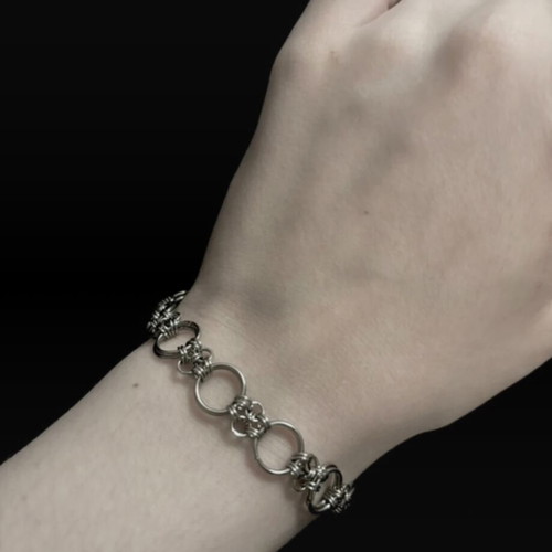 Chainmail bracelet handmade, new, silver stainless steel