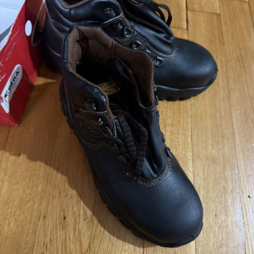 Cofra work boots new, size 39, black
