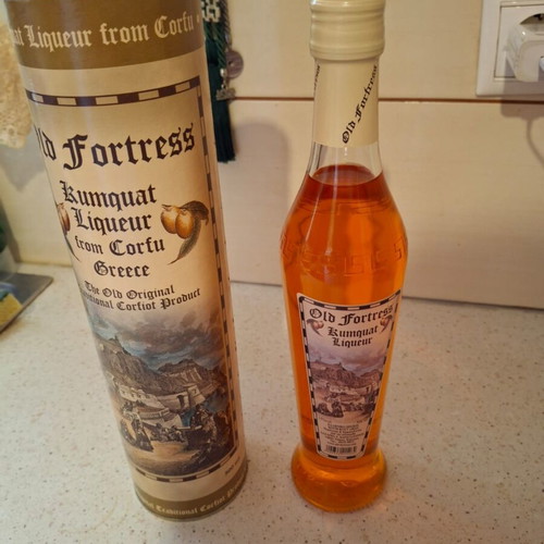 Old Fortress Kumquat Liqueur set from Corfu with large bottle and 3 miniatures