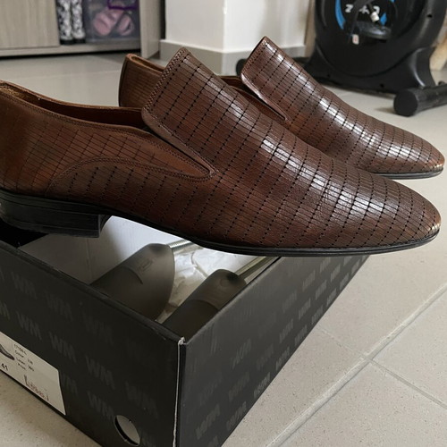 Damiani men's leather loafers size 43, like new, tan color