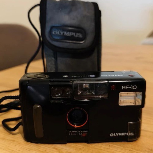 Olympus AF-10 35mm compact analog camera used