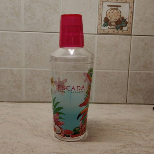 Escada collectible cocktail shaker glass, unused