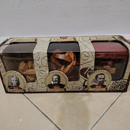Great Minds 3D puzzles set of 3 used
