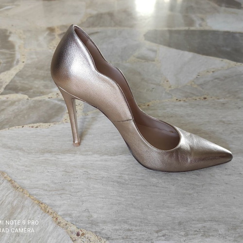 Tsakiris Mallas leather high heels bronze size 39 like new