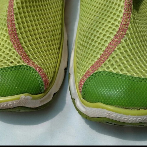 Salomon RX MOC lightweight recovery slip-on sneakers used, size 41-41.5, pink and green