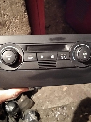 BMW 3 Series E90 Sedan climate control panel used