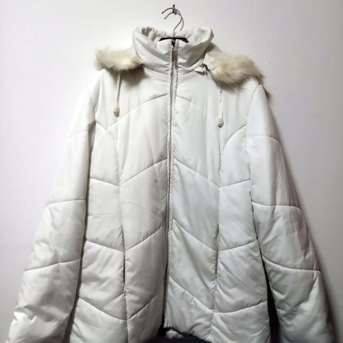 Oveised Modern White Women's Jacket like new, size XL