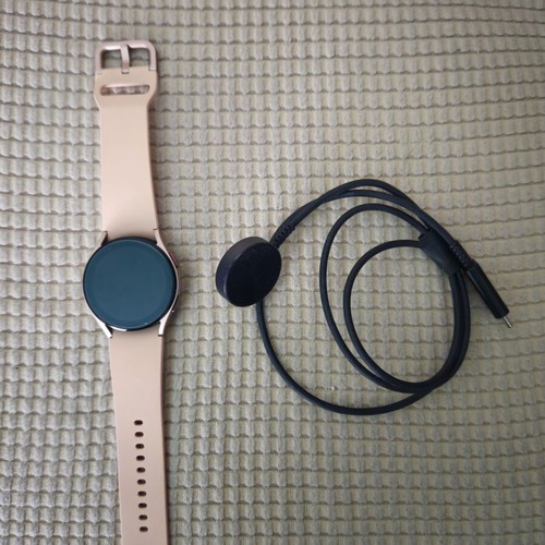 Samsung Galaxy Watch 5 40mm Pink Gold new