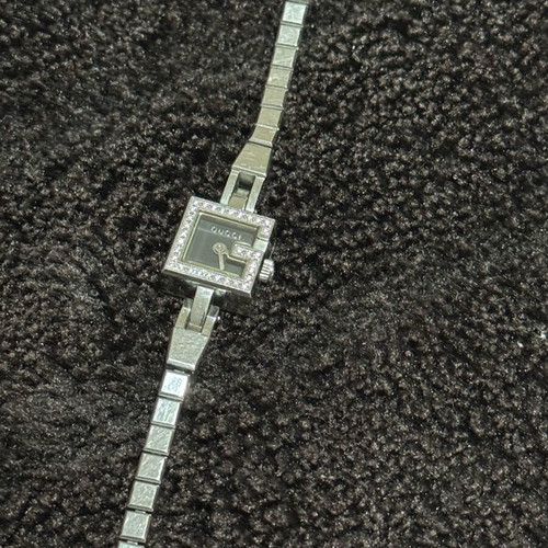 Gucci watch like new