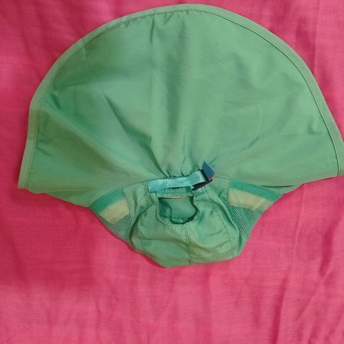 Waterproof beach hat for ages 4 and up