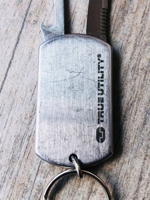 Dog Tag Tool от True Utility като нов