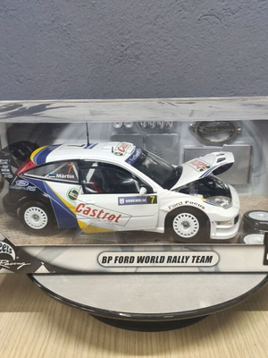 Hotwheels Ford Focus WRC BP World Rally Team metal model 1:18 new