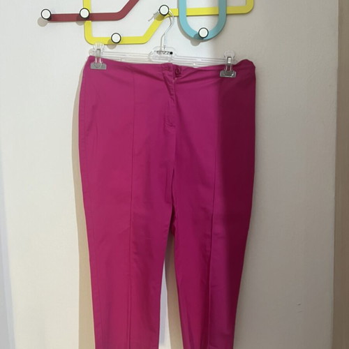 Benetton 3/4 pants fuchsia/pink like new, size M