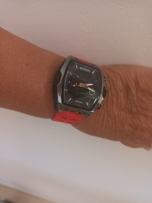 Sanda unisex sports wristwatch with red strap, 5 ATM waterproof