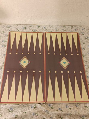 Backgammon board used, cardboard 48x48 cm foldable
