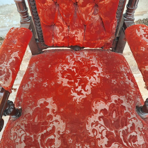 Antique set of 2 carved chairs and 1 octagonal table used