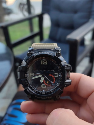 Casio G-Shock ρολόι σαν καινούργιο, μαύρο, με κουτί και χαρτιά