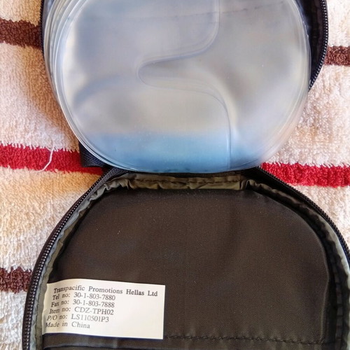 Coca Cola CD case like new, holds 10 CDs