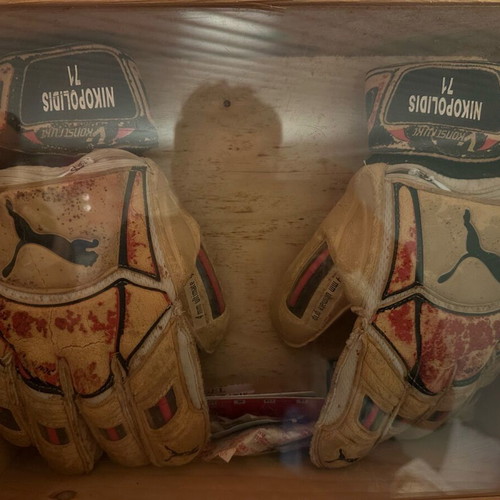 Nikopolidis Olympiakos gloves used with signed ball