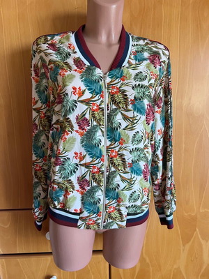 Stradivarius floral summer jacket medium like new, multicolor