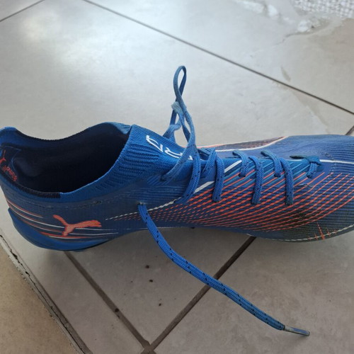 Puma football shoes size 46, blue