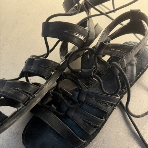 Bozikis black leather sandals used, ancient Greek style