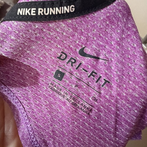 Nike Dri-FIT Running T-shirt Purple size S like new with reflective details